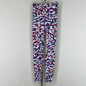 🔹 Lululemon Capoeira Print Leggings